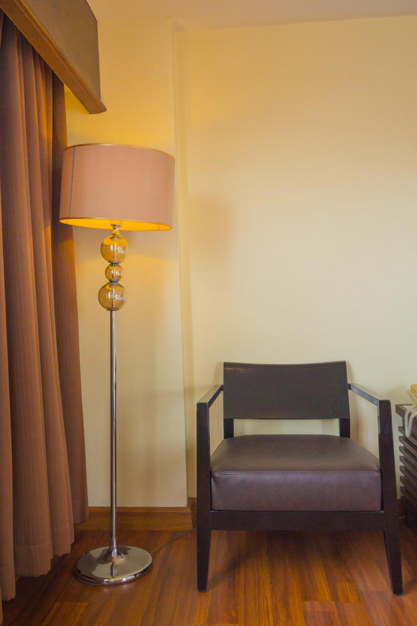Mayflower Grande Hotel Čiang Mai Exteriér fotografie