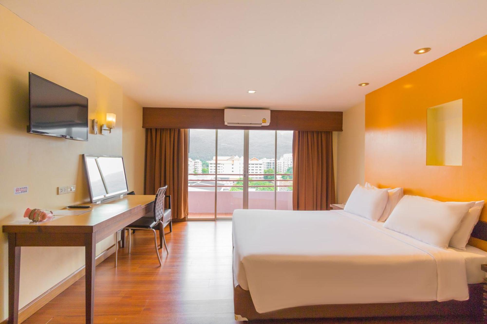 Mayflower Grande Hotel Čiang Mai Exteriér fotografie